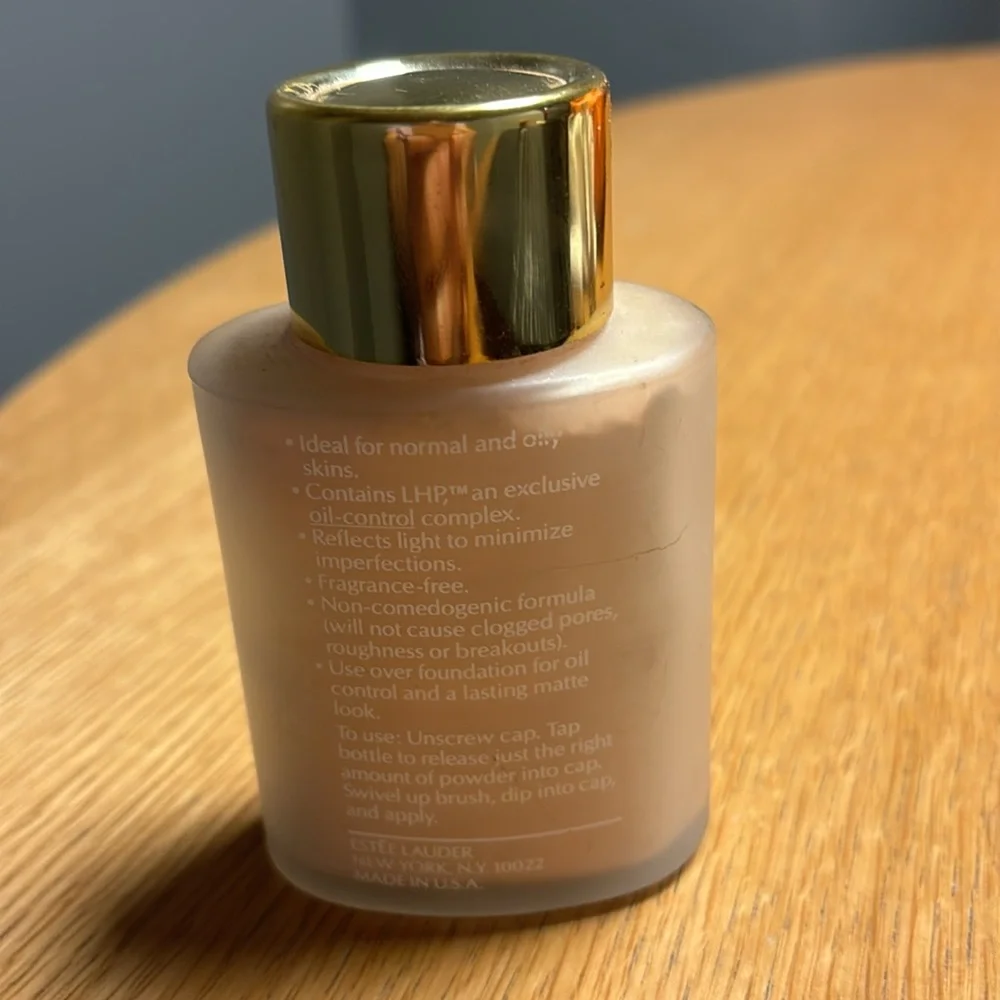Estee Lauder Demi Matte Oil Free Loose Powder - Light 02 - VINTAGE Unused Bottle